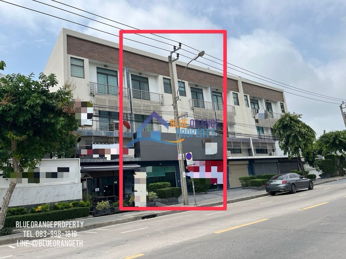 For RentRetail SpaceKaset Nawamin,Ladplakao : 2 booths for rent on Nuanchan Road