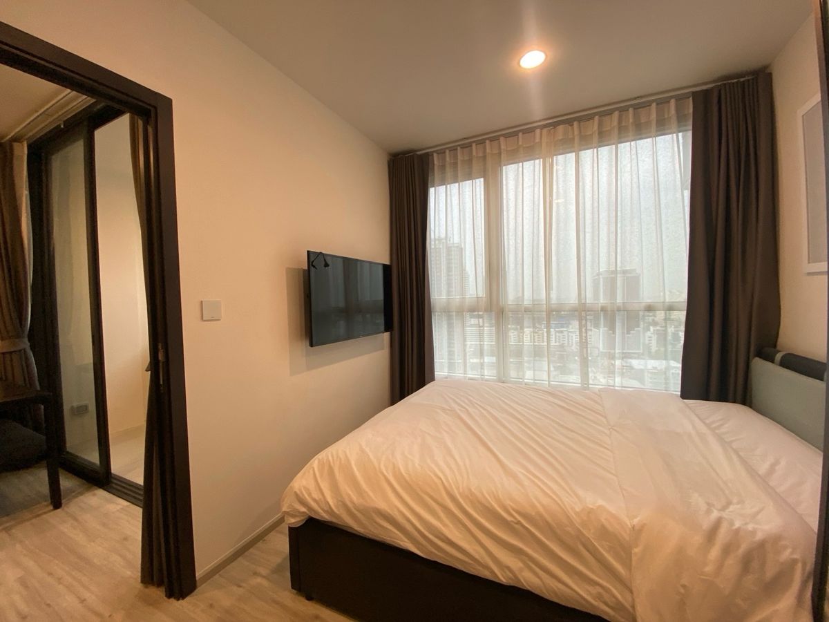 ให้เช่าคอนโดรัชดา ห้วยขวาง : จองด่วนห้องสวยค่ะ คอนโดXTห้วยขวาง ติดMrtห้วยขวาง แต่งครบ พร้อมอยู่ทันที ทีวี2 เครื่อง ทิศเหนือร่มเย็นสบาย  นัดชมห้องได้เลยยินดีต้อนรับนะคะ 