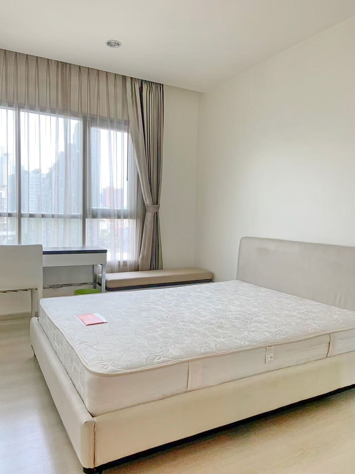 For RentCondoRatchadapisek, Huaikwang, Suttisan : 8998♛ Rent 1 bedroom ♙ Thai ♜MRT Huai Khwang ∞099-5919653,065-9423251🜲Line@surreside