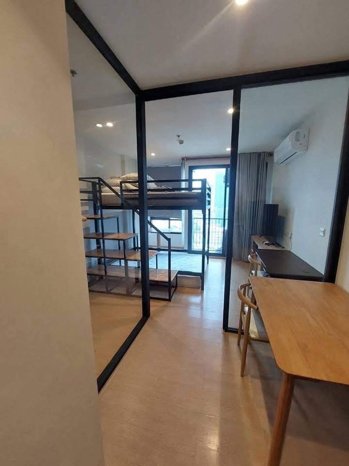 ให้เช่าคอนโดสุขุมวิท อโศก ทองหล่อ : ให้เช่าคอนโด มารุ เอกมัย 2 คอนโด pet friendly ใกล้ BTS เอกมัย 500 เมตร สนใจทักได้เลยค่า