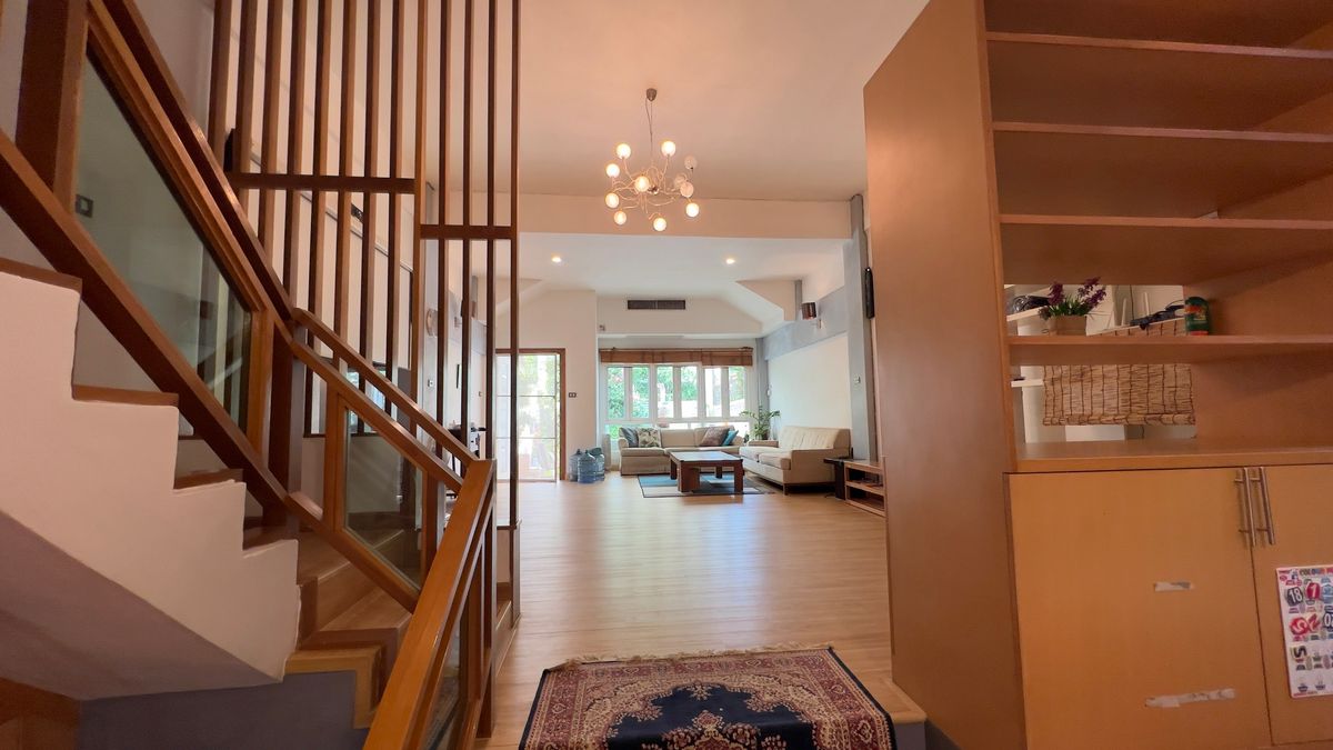 For SaleTownhomeSukhumvit, Asoke, Thonglor : Sell ​​new renovated townhouses with renters in the heart of Ekamai.