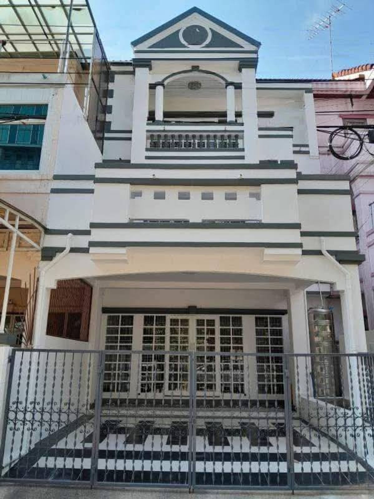 ให้เช่าทาวน์โฮมรัตนาธิเบศร์ สนามบินน้ำ พระนั่งเกล้า : ให้เช่าบ้านทาวน์โฮม 3 ชั้น ใกล้ MRT บางกระสอ 200 เมตร มบ.บุญโต ปาร์ควิลล์ ซ.รัตนาธิเบศน์  17     