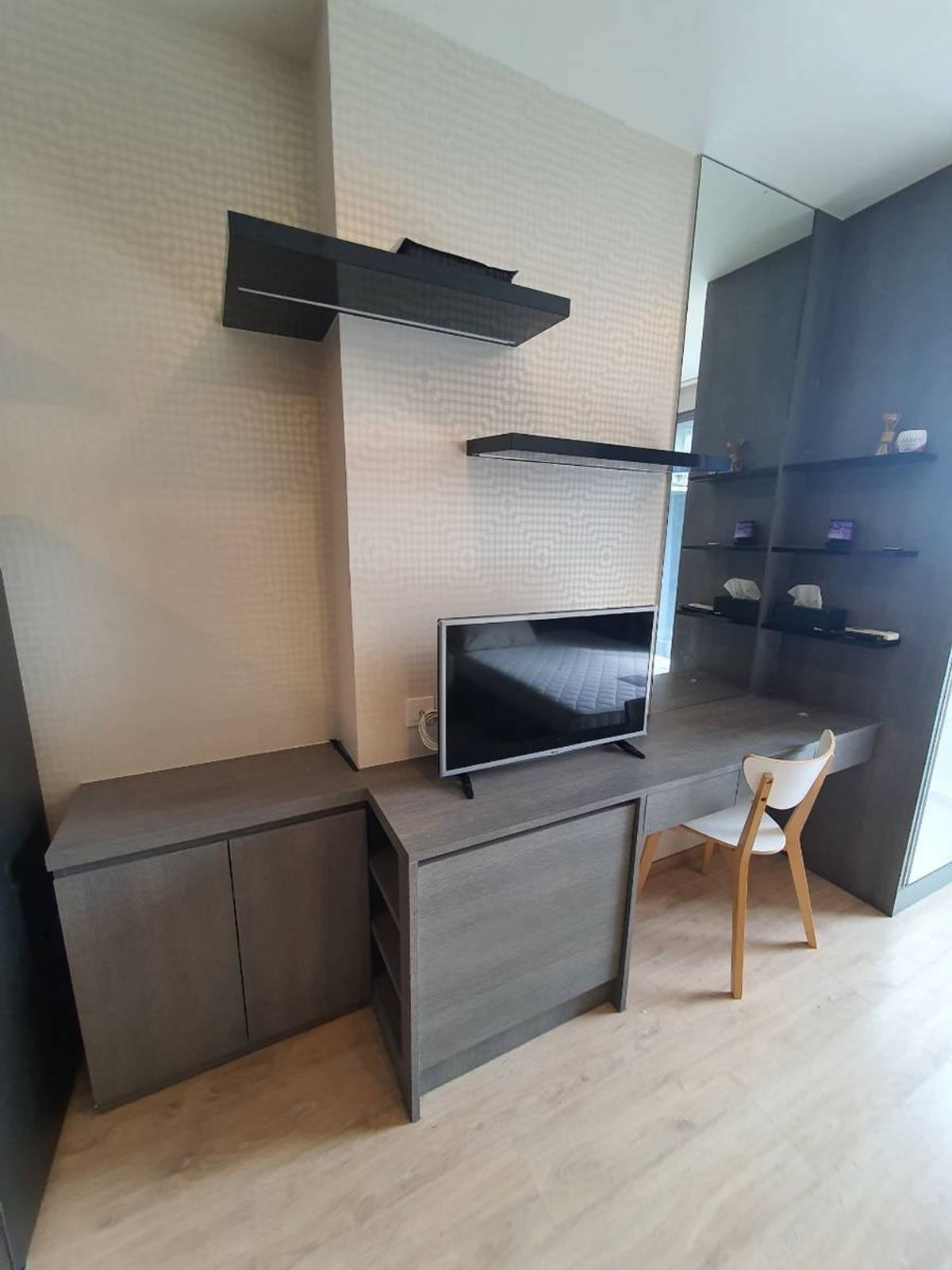 For RentCondoSiam Paragon ,Chulalongkorn,Samyan : Ideo Q Chula Samyan【𝐑𝐄𝐍𝐓】🔥Live cool in a modern room with complete built-in furniture, perfect functions, close to the BTS, convenient travel every day🔥 Contact Line ID: @hacondo