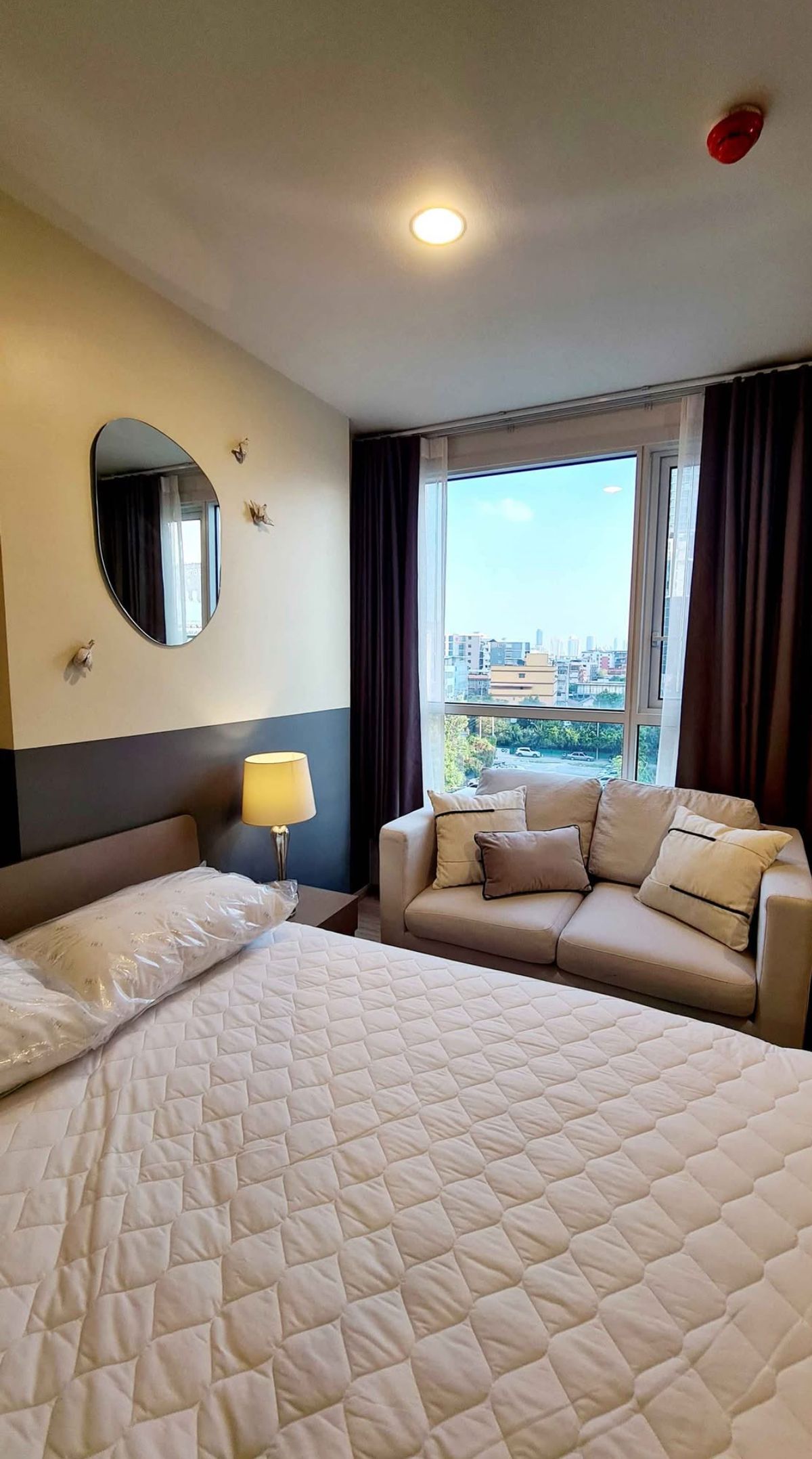 For RentCondoRatchadapisek, Huaikwang, Suttisan : 🔥XT Huaikwang 17,000🔥 Broken eye price 29 sqm. Putter 0928895628