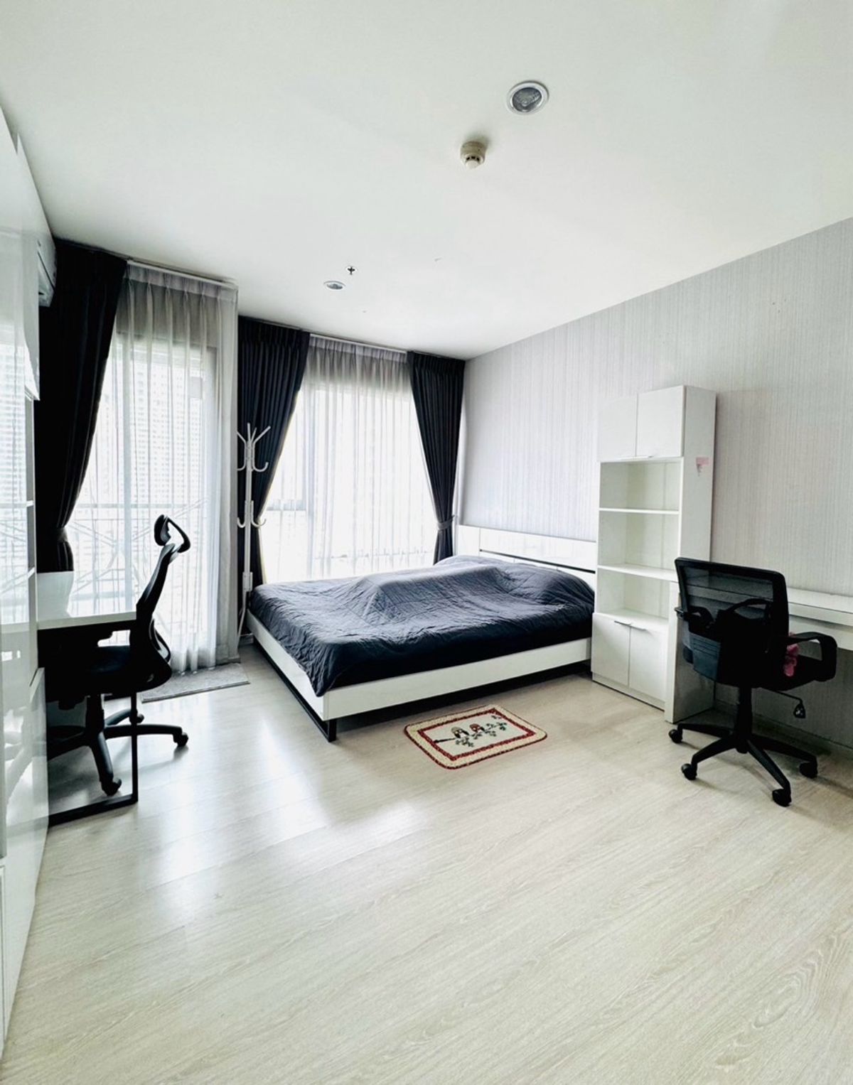 ให้เช่าคอนโดพระราม 9 เพชรบุรีตัดใหม่ RCA : ปล่อยเช่า  Rhythm Asoke (ริทึ่ม อโศก) 