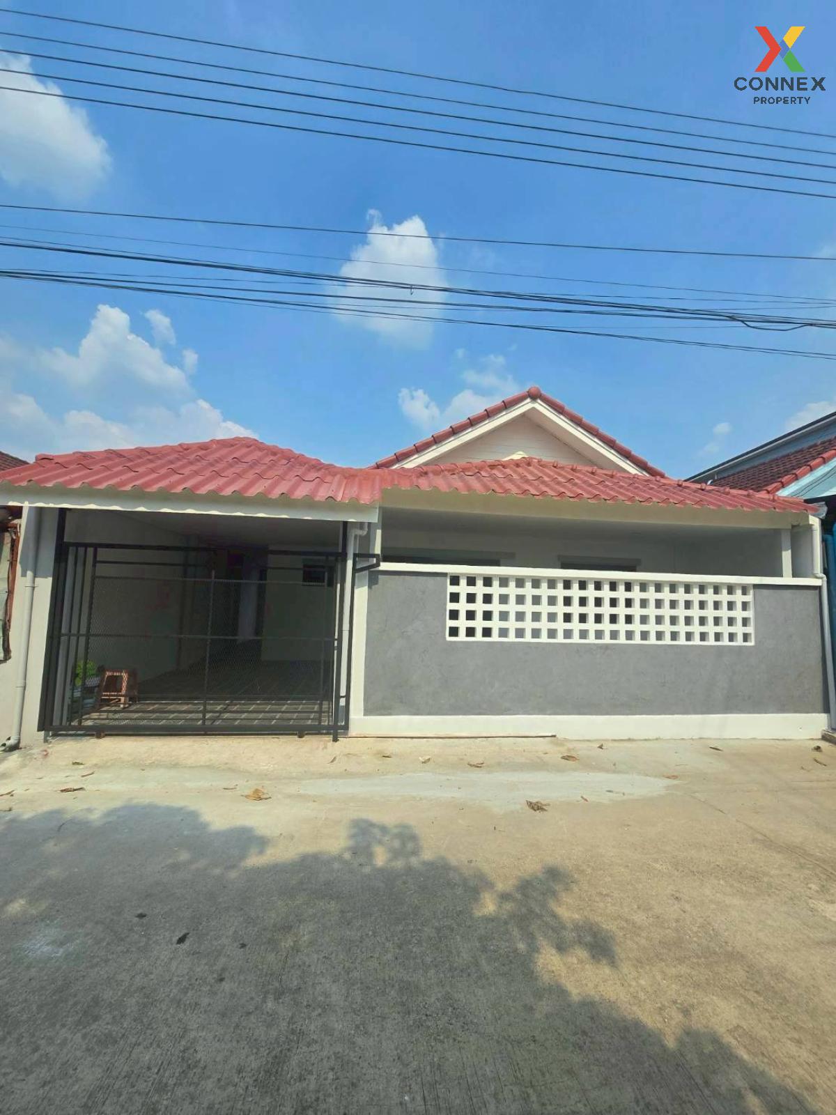 For SaleHouseMin Buri, Romklao : For Sale House , Amornphan Liaobwaree , wide frontage , newly renovated , MRT-Min Buri , Khok Faet , Nong Chok , Bangkok , CX-121602