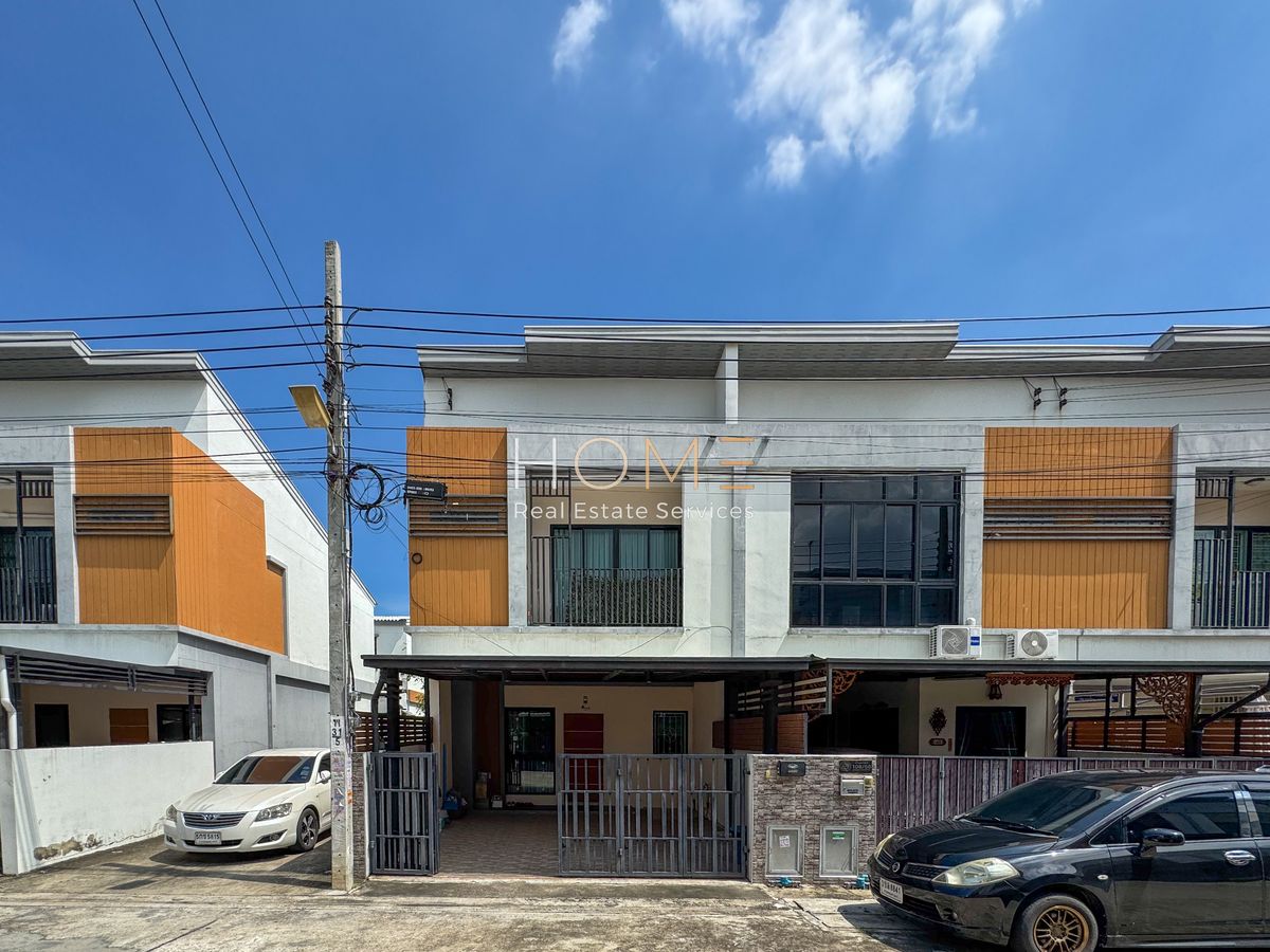 ขายทาวน์โฮมบางนา แบริ่ง ลาซาล : หลังมุมไซต์ใหญ่ ใกล้เมกาบางนา 🔥เรสท์ ทาวน์ บางนา / 3 ห้องนอน (ขาย), Rest Town Bangna / 3 Bedrooms (FOR SALE) COF687