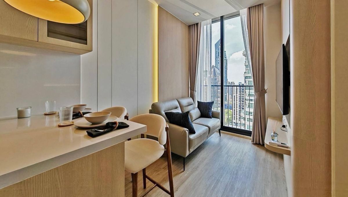 For RentCondoSukhumvit, Asoke, Thonglor : Renting Noble Station 39, beautiful, good location, ready to be near BTS Phrom Phong. Interested in Atline.@841QLNR