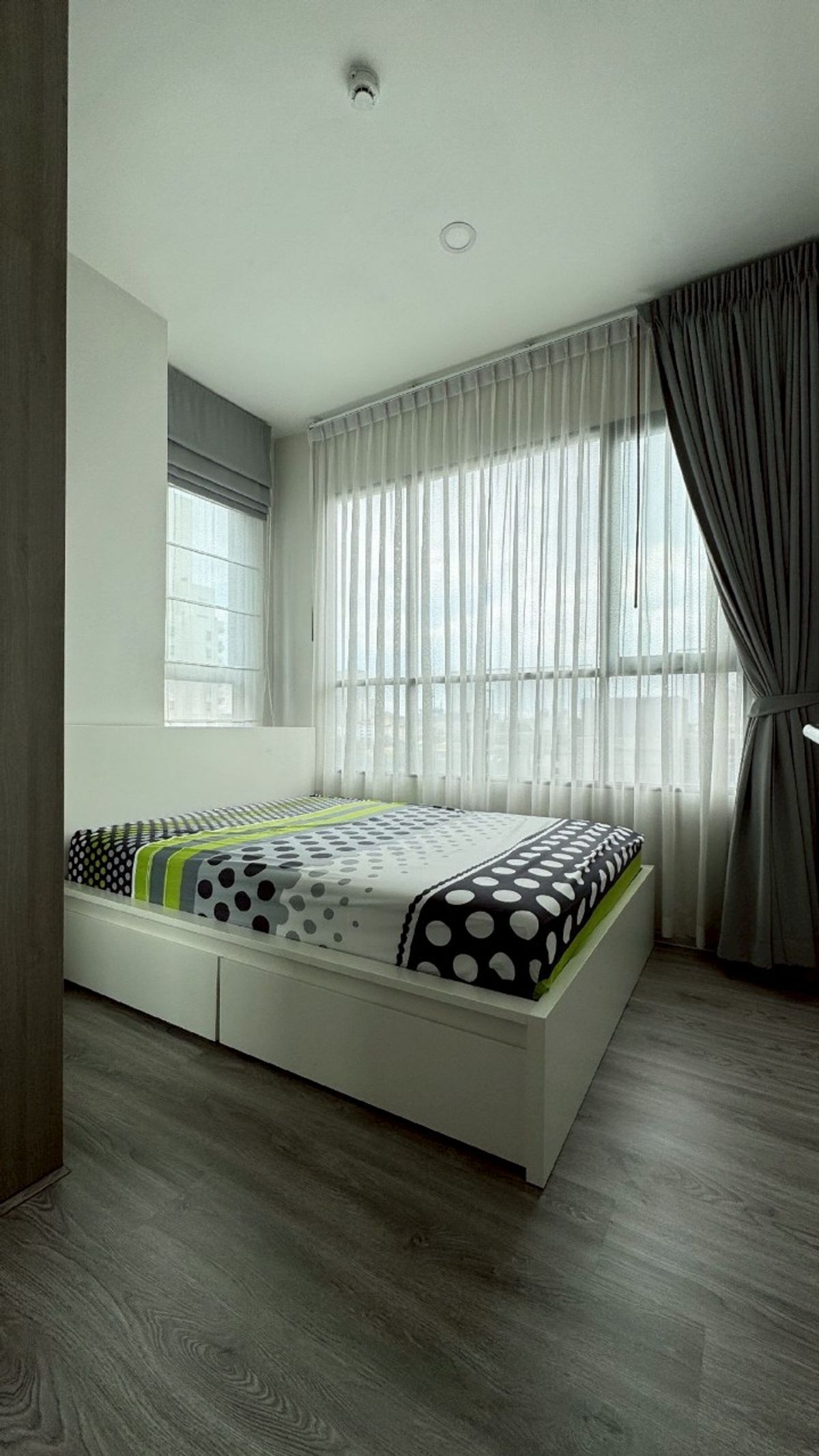 ให้เช่าคอนโดรามคำแหง หัวหมาก : KBR246 ให้เช่า คอนโด ไนท์บริดจ์ คอลลาจ รามคำแหง ชั้น4 วิวเมือง 44ตรม. 2นอน 1น้ำ 24,000 บาท 064-959-8900