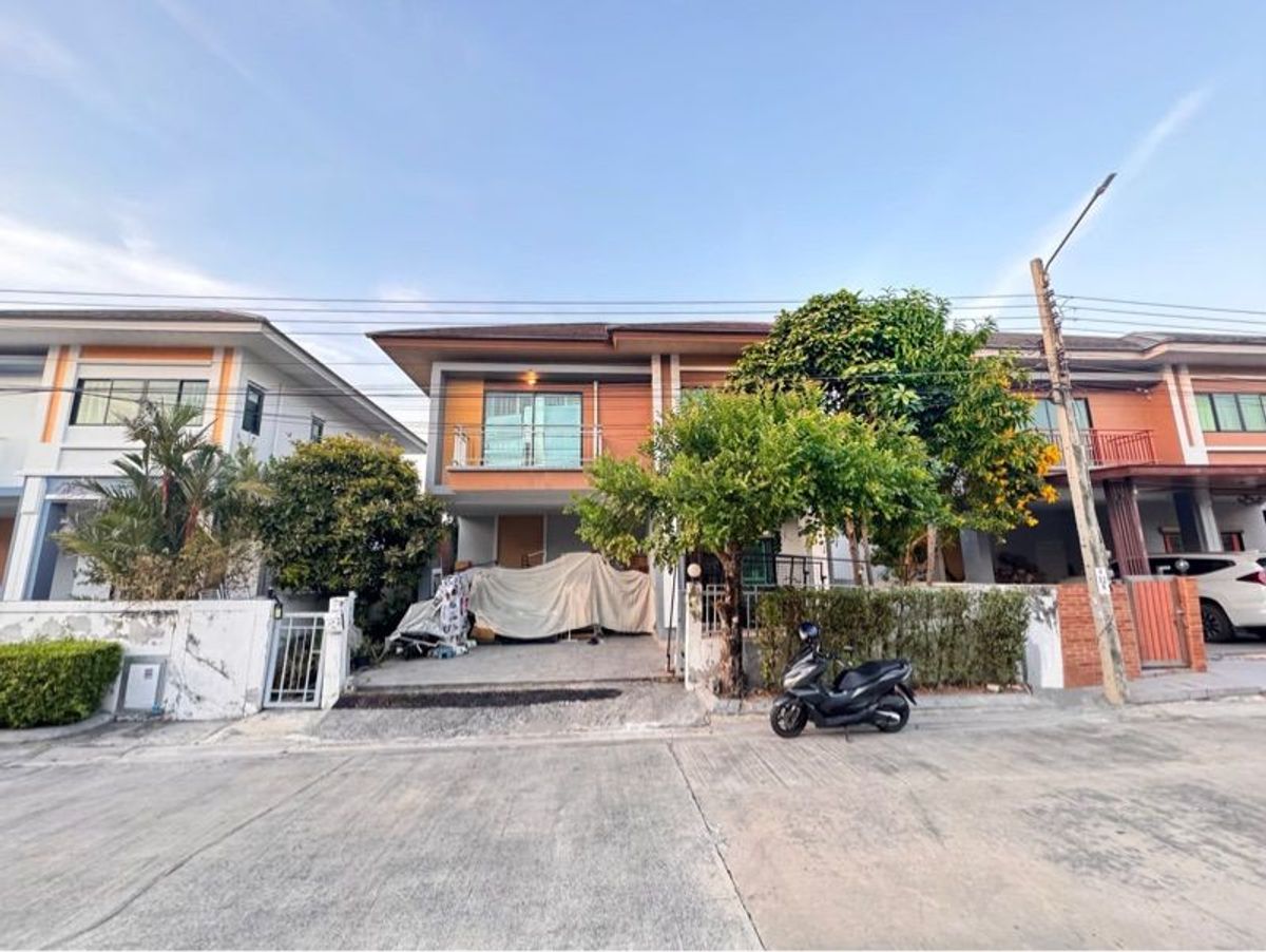 For SaleHouseLadkrabang, Suwannaphum Airport : 76 Sq. 5 beds, 3 water, 2 -story house, RK Home Park 2, Rama 9, Ring Road