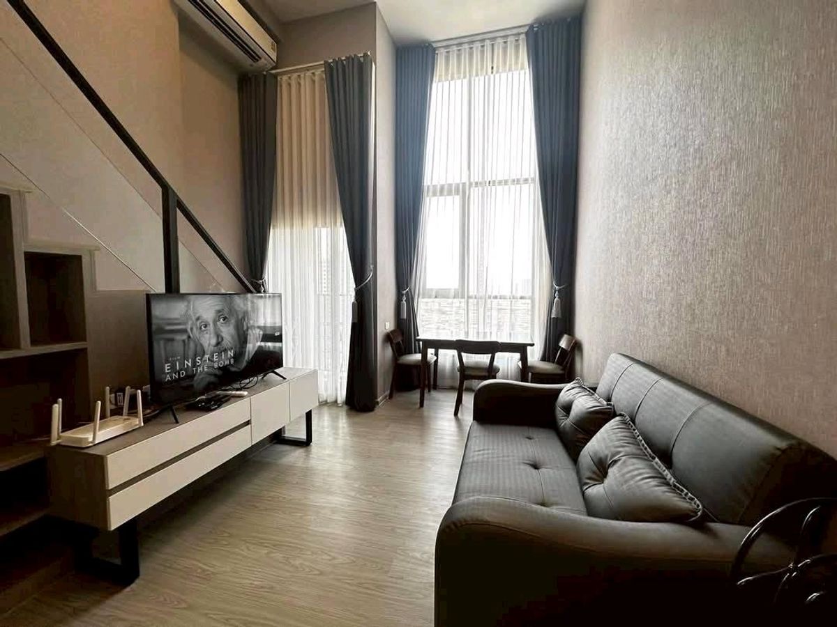 For RentCondoSeri Thai, Ramkhamhaeng Nida : Origin Plug & Play Ramkhamheang 103 Triple Station next to the Interchange Lamps Lam Sali Orange-Yellow Line (Blue connection, pink)