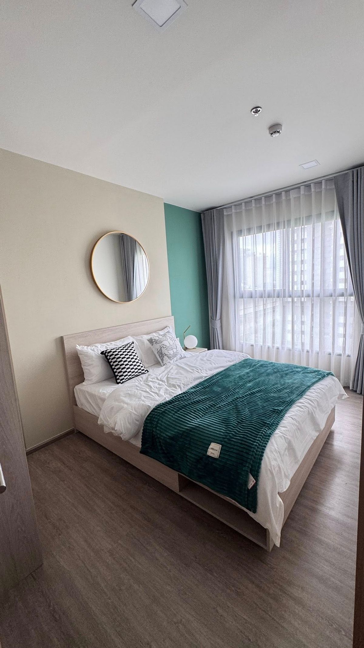 ให้เช่าคอนโดอ่อนนุช อุดมสุข : 🔴19,000฿🔴  𝗡𝗜𝗔 𝗯𝘆 𝗦𝗮𝗻𝘀𝗶𝗿𝗶┃เนีย บาย แสนสิริ ✅ ใกล้ BTS พระโขนง ยินดีบริการ🙏สนใจทัก 𝙇𝙄𝙉𝙀 มานะคะ (ตอบไวมาก):​📱 รหัสทรัพย์​ 6805-2503 📱: ไอดีไลน์:@bbcondo88