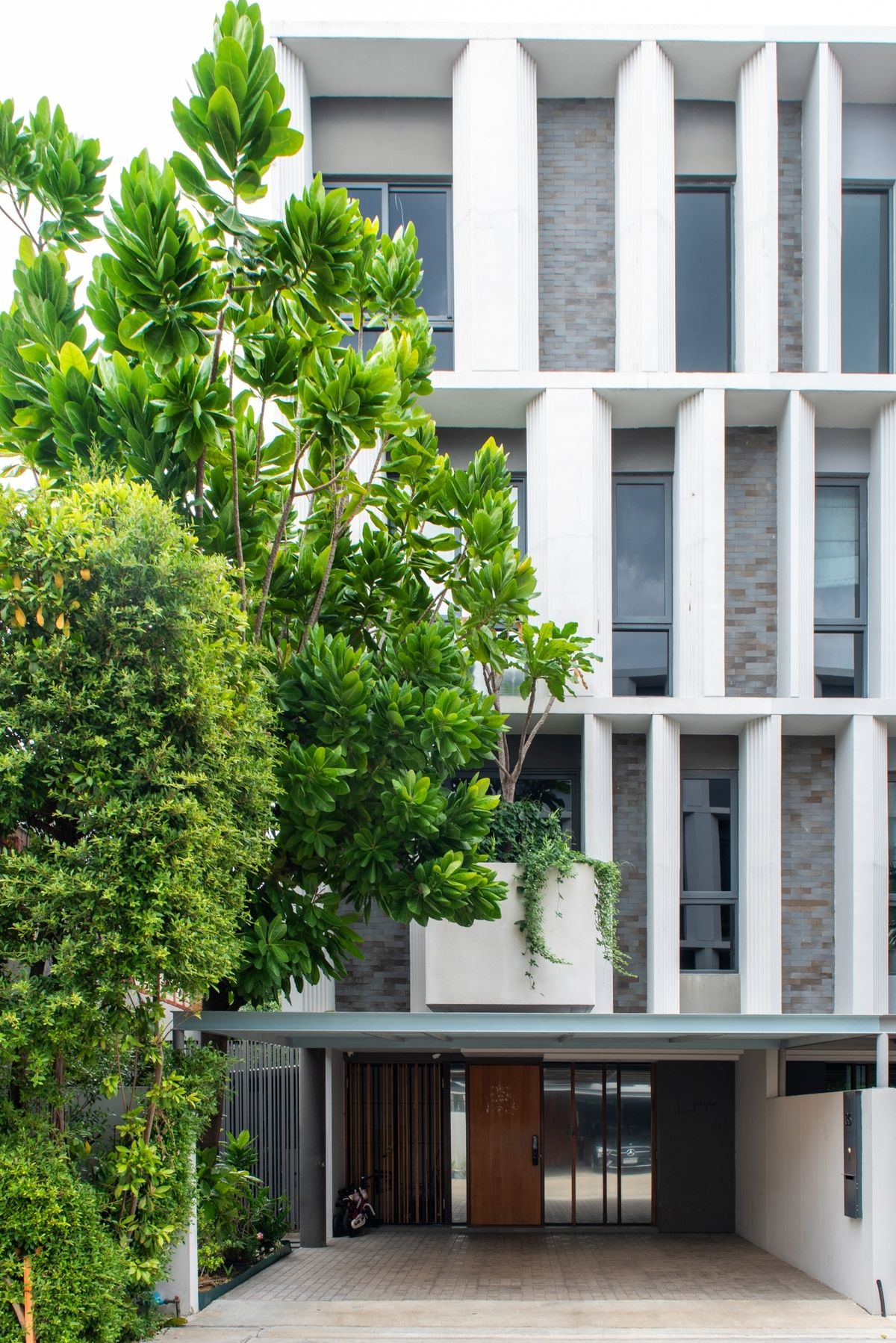 For RentTownhomeLadprao, Central Ladprao : Pool villa Close to MRT Lat Phrao