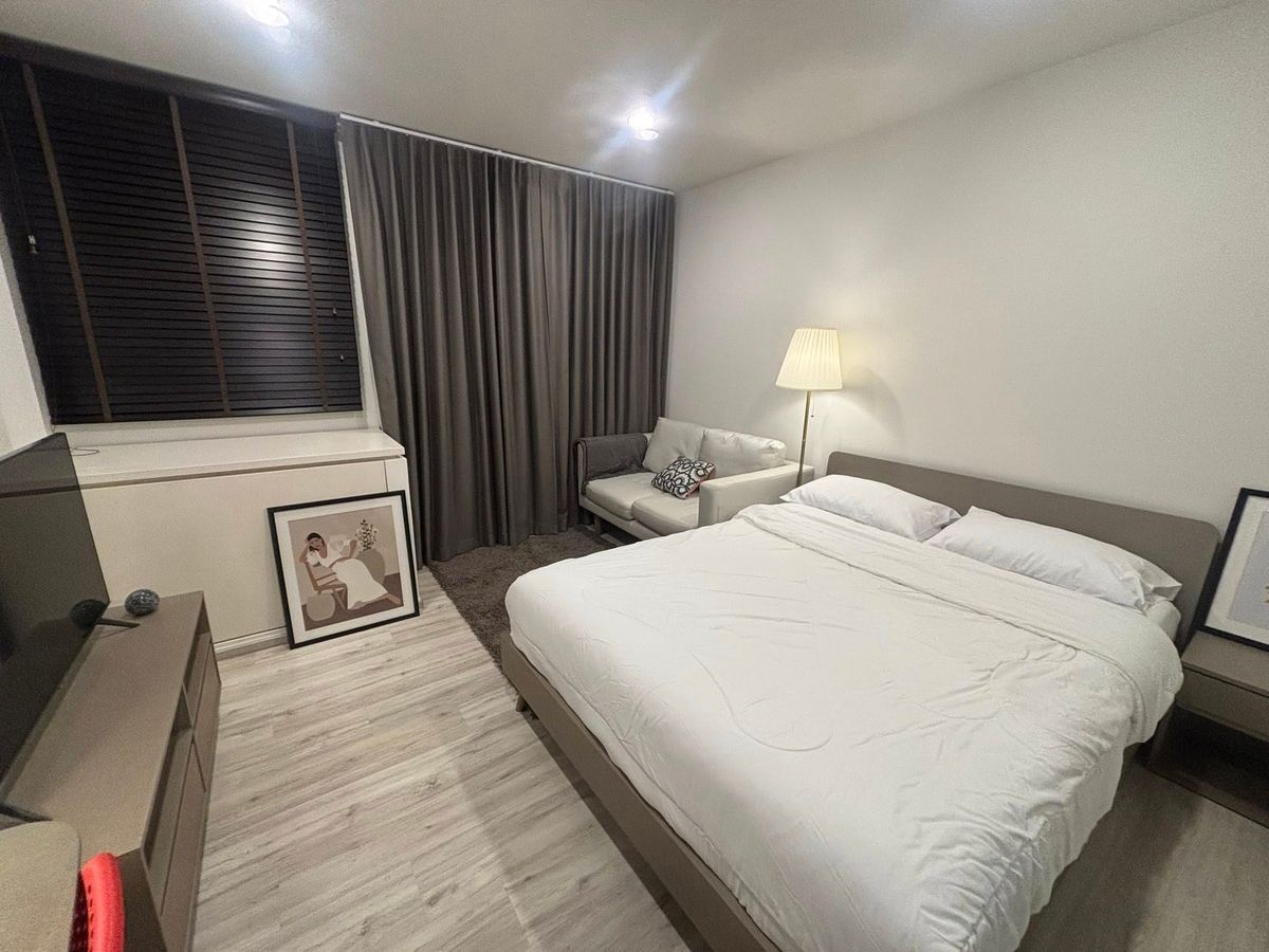 For RentCondoRatchadapisek, Huaikwang, Suttisan : Rent XT Huai Khwang | 18,000/month | Floor 15 | Near MRT Huai Khwang only 75 m. 📲 Line ID: @323GQMHO 📞 Tel: 064-831-5424