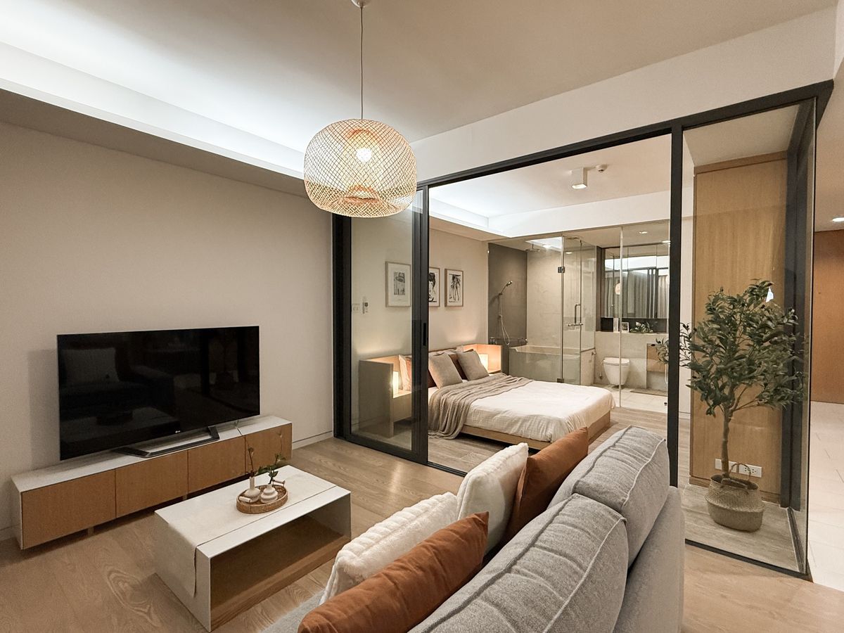 ให้เช่าคอนโดสุขุมวิท อโศก ทองหล่อ : ให้เช่า Siamese Gioia Sukhumvit 31 ราคา 26,000 บาท [MKr250597]