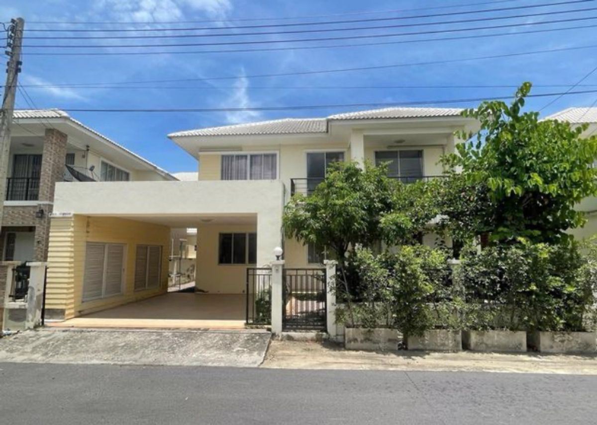 For RentHouseMahachai Samut Sakhon : Rent a large detached house Wisetsuk Nakhon Village Phanthai Norasing Ferry near Central Mahachai