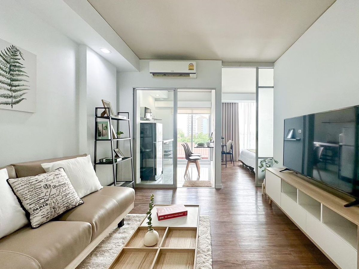 For RentCondoPathum Thani,Rangsit, Thammasat : 🔴11,000 ฿ 🔴 𝗙𝗮𝗵 𝗗𝗼𝗺𝗲┃ Fah Dome ✅ Near Thammasat University, Rangsit Happy service 🙏 Interested in greeting 𝙇𝙄𝙉𝙀 Mana (answer very quickly): 📱 Property code 6805-2902 📱: ID LINE:@bbcondo88