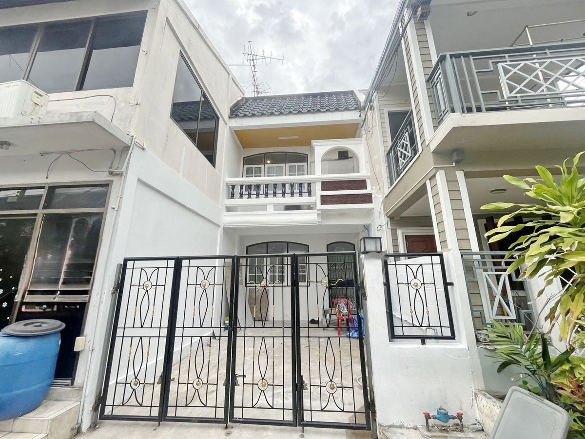For RentTownhomeChokchai 4, Ladprao 71, Ladprao 48, : HK0528♛ 2 bedroom townhouse for rent ⚝ Thai ♜MRT Ladprao ∞099-5919653,065-9423251▚Line@surressence