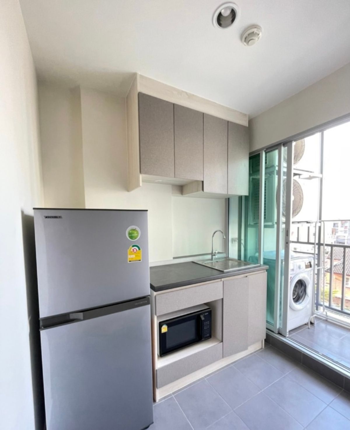 For RentCondoSeri Thai, Ramkhamhaeng Nida : Rent The Nich ID, Seri Thai (Ring Road), beautiful, ready to be interested in Atline.@841QLNR