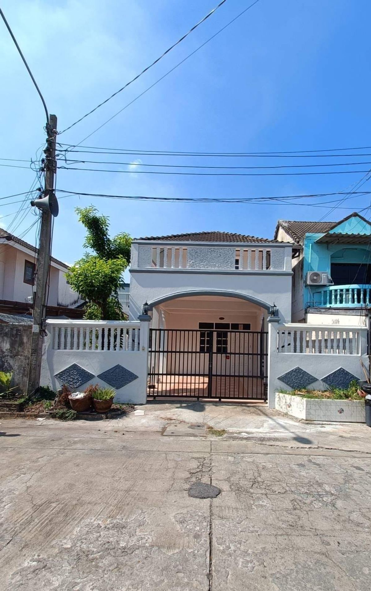 ขายบ้านนวมินทร์ รามอินทรา : H2B4365 🏡 หมู่บ้านอัมรินทร์ 3  ซอยสายไหม 20  บ้านเดี่ยว 32 ตรว.