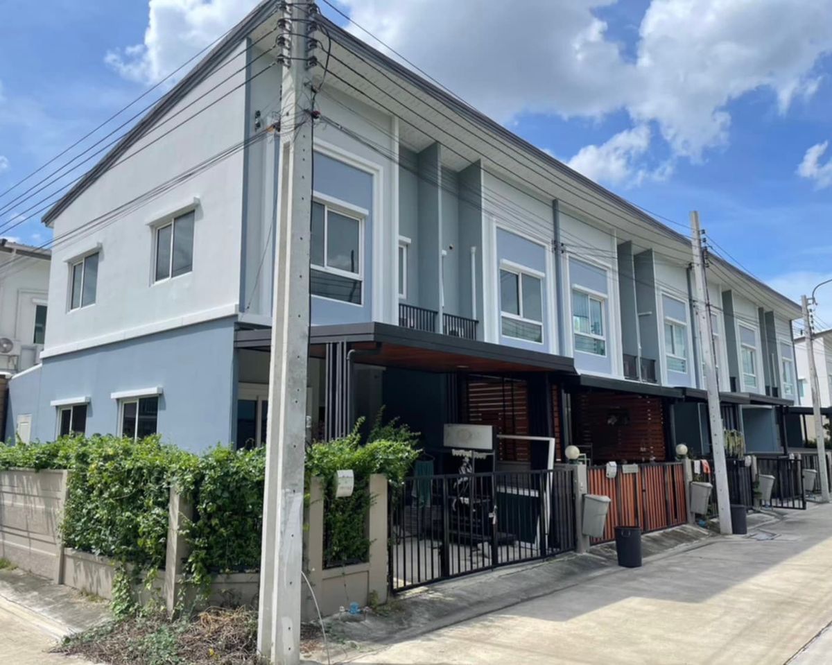 For RentTownhomeRama5, Ratchapruek, Bangkruai : Rent a house, townhome, Casa, Votive, near Rama 5 circulation.