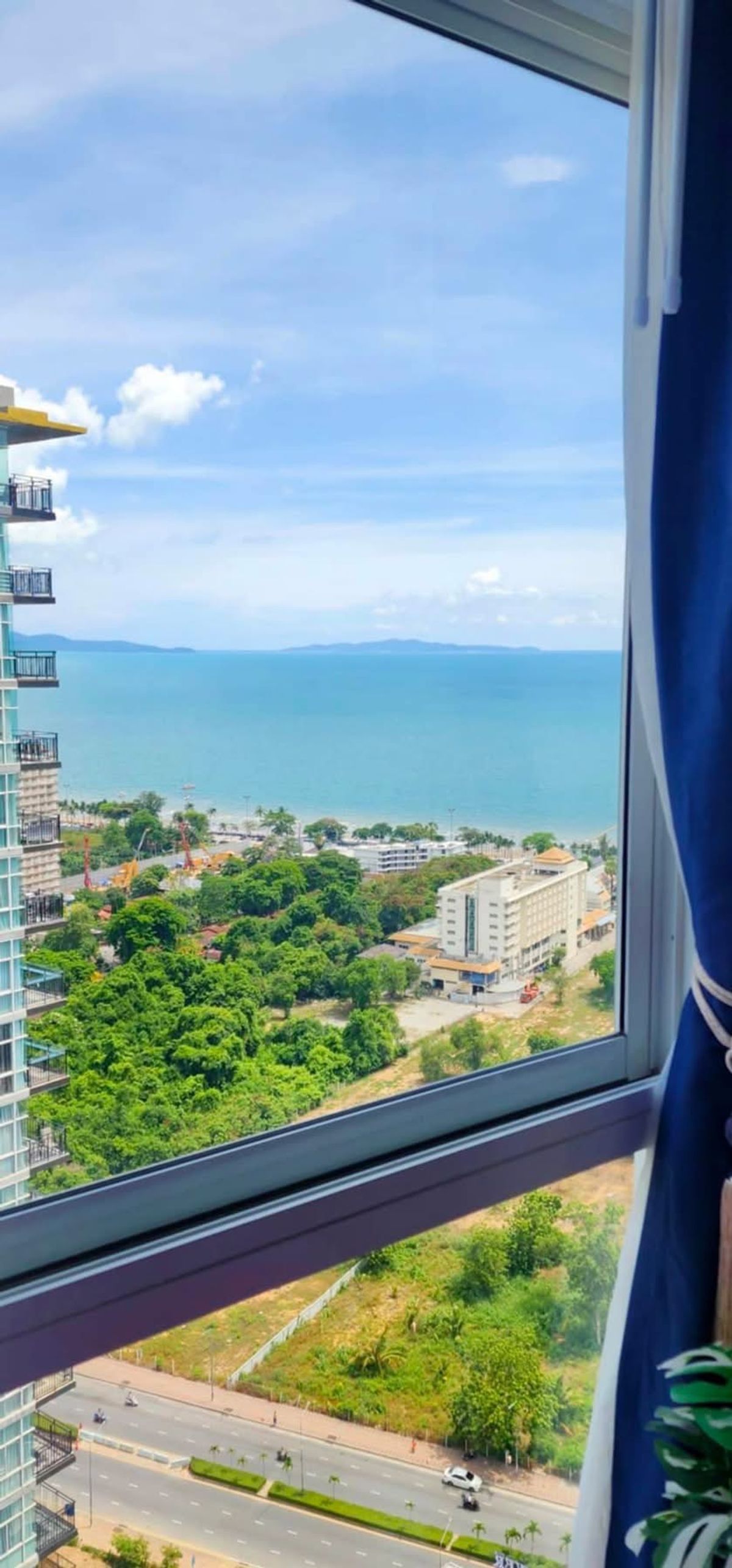 ให้เช่าคอนโดพัทยา บางแสน ชลบุรี สัตหีบ : ให้เช่าคอนโด The Twin Tower Jomtien 