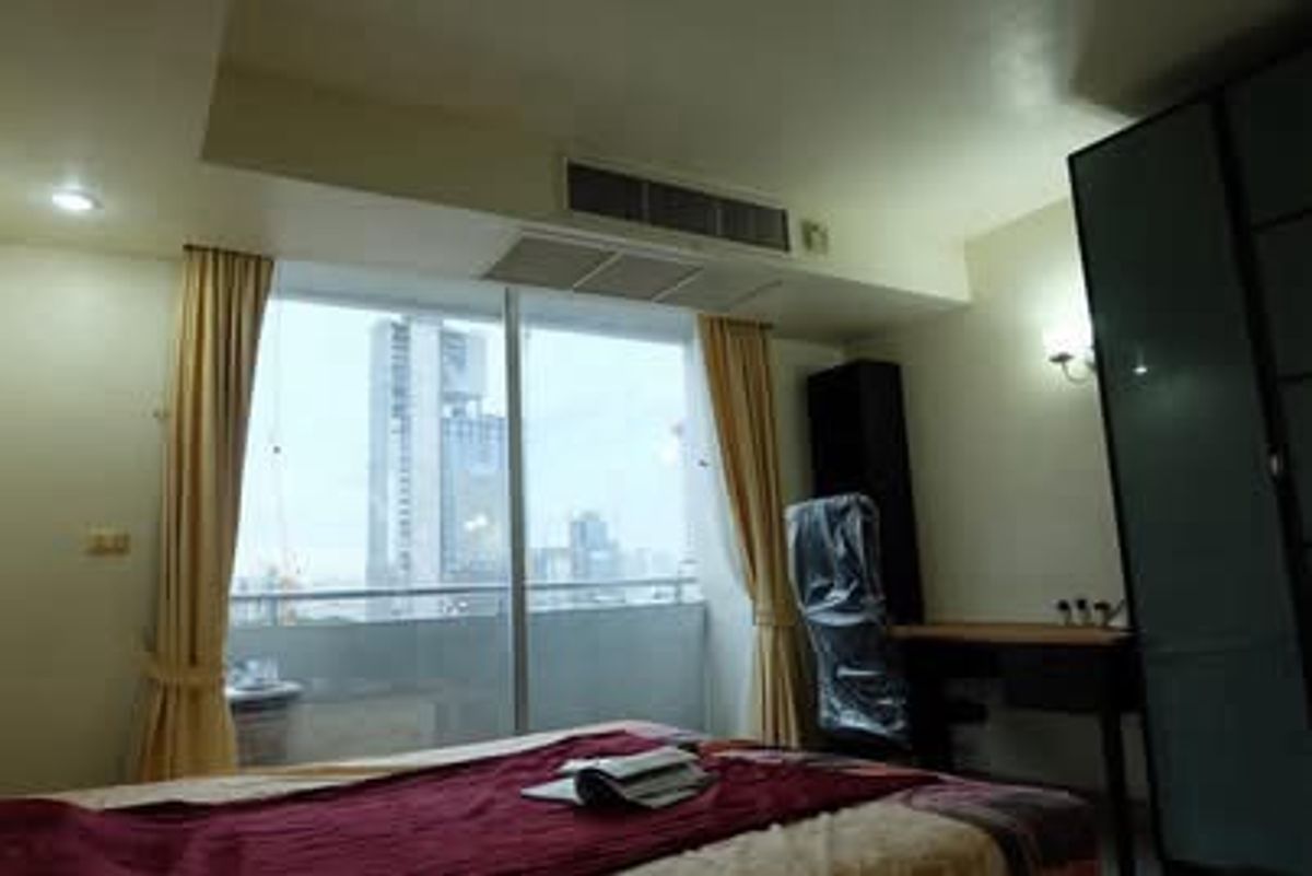 For RentCondoKasetsart, Ratchayothin : 🔥For rent urgently🔥 Supalai Park Phahon Yothin 21 Ready to move in, never rented out!! Next to BTS Phahon Yothin 24