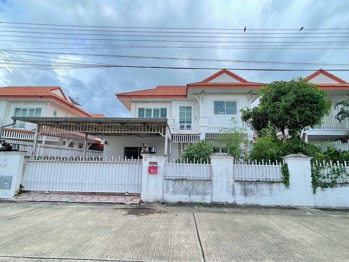 HouseKorat Nakhon Ratchasima : Rent a 2 -storey house, 4 bedrooms, Korat, thailand