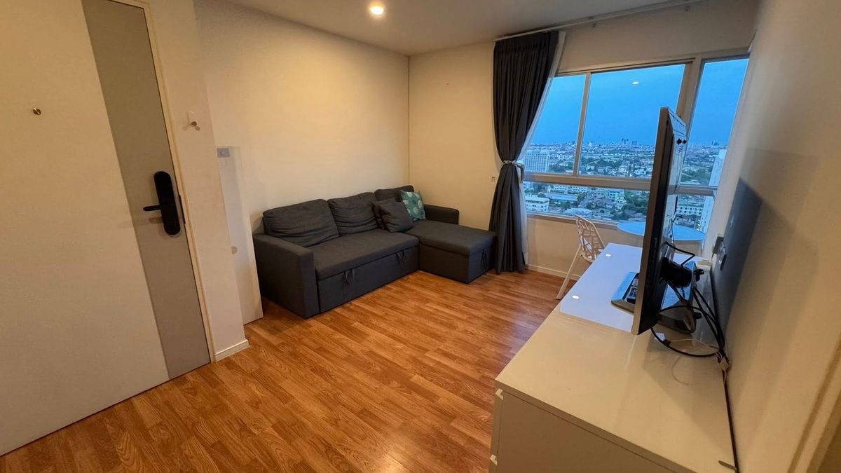 For RentCondoPattanakan, Srinakarin : Condo for rent, corner room, Lumpini Ville Phatthanakan-Srinakarin Next to Phatthanakan Road 35 📲0972161939