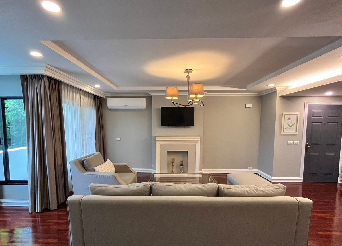 ให้เช่าคอนโดสาทร นราธิวาส : 🌿 ให้เช่าคอนโด Low Rise ย่านเย็นอากาศ @Yen Akat Garden | ห้องใหญ่ วิวสวย ระเบียงล้อมรอบ | ราคาเพียง 45,000 บาท/เดือน | เดินทางสะดวก ใกล้ BTS/MRT 