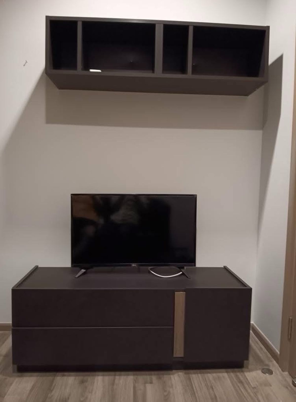 ให้เช่าคอนโดสมุทรปราการ สำโรง : ให้เช่า: Lesto Condo Sukhumvit 113 & quot; ใกล้สถานี Samrong BTS ชั้น 7 ห้องขนาด 27 ตารางเมตร