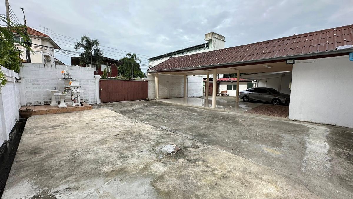 ให้เช่าบ้านโชคชัย4 ลาดพร้าว71 : ให้เช่า บ้านเดี่ยว 1 ชั้น ลาดพร้าว 71