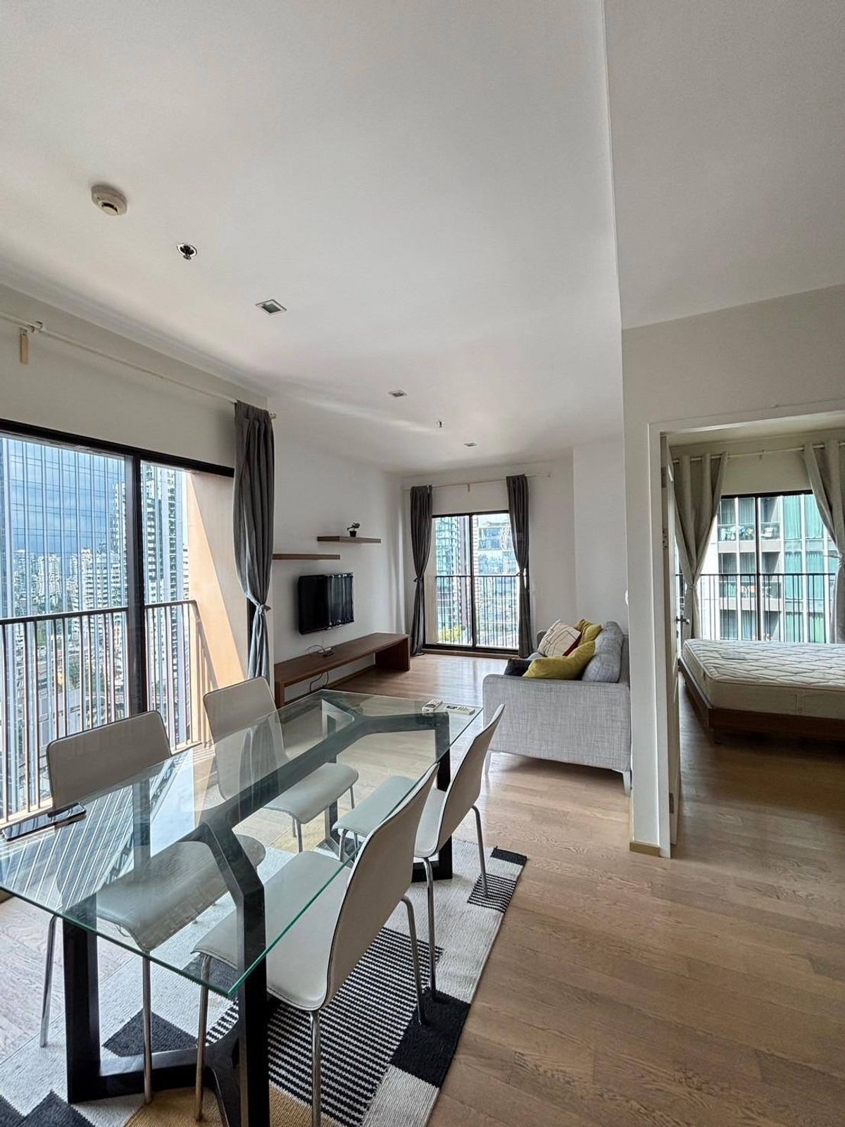 ให้เช่าคอนโดสุขุมวิท อโศก ทองหล่อ : SN888407 Luxury Condo for Rent @Noble Refine 