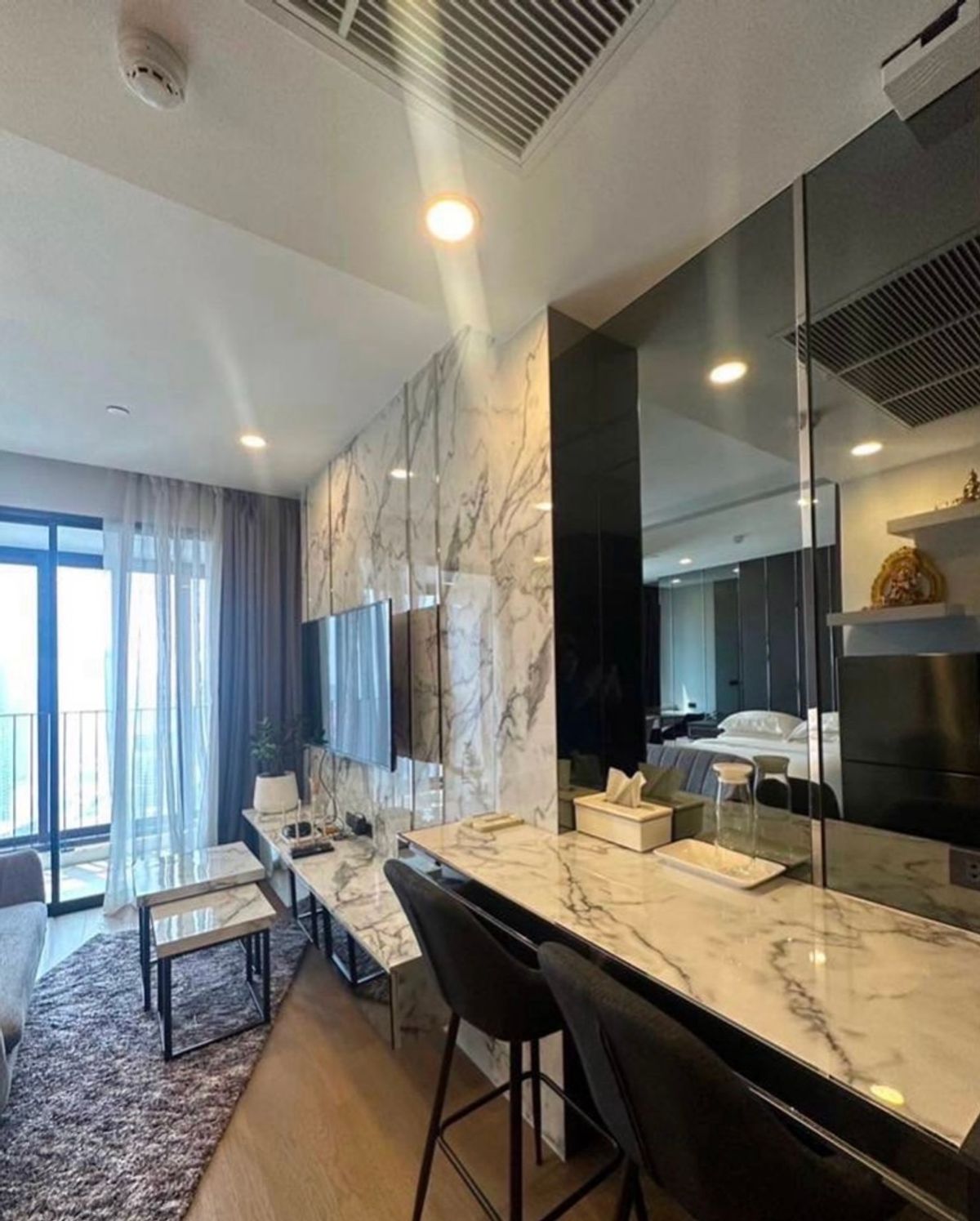 คอนโดสยาม จุฬา สามย่าน : เช่า แอชตัน จุฬา - สีลม สวย ทำเลดี พร้อมอยู่ ใกล้ MRT สามย่าน สนใจแอตไลน์ครับ@841qqlnr