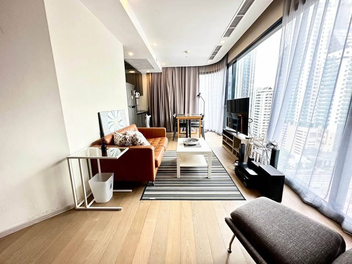 For RentCondoSukhumvit, Asoke, Thonglor : ⭐️ Ashton Asoke ⭐️ 2 bedrooms, 2 bathrooms, 15th floor, very beautiful view, full decoration, ready to move