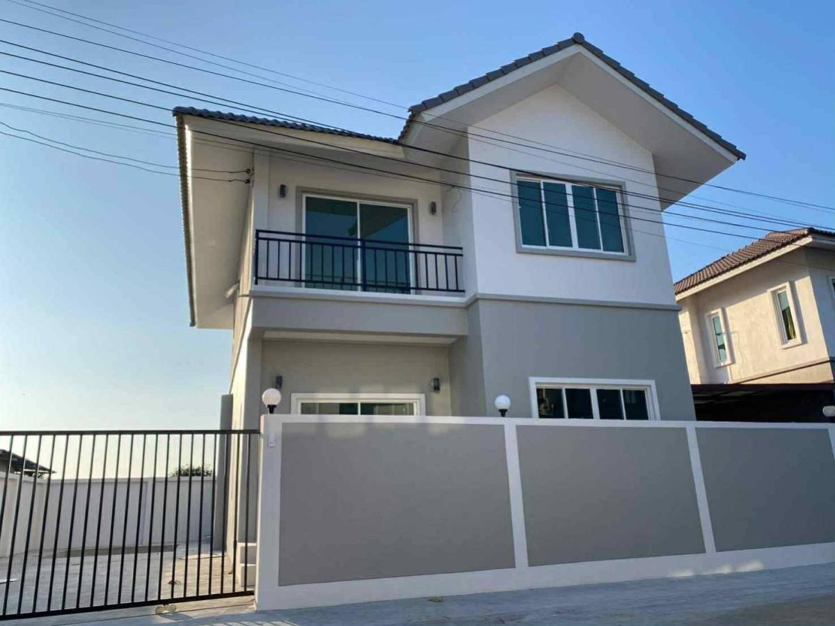 For SaleHousePhutthamonthon, Salaya : For Sale 2 - storey detached house area 54 sq m. Phutthamonthon Sai 3 Soi 19 , Salathammasop Sop , Thawi Watthana , Bangkok , CX-125397