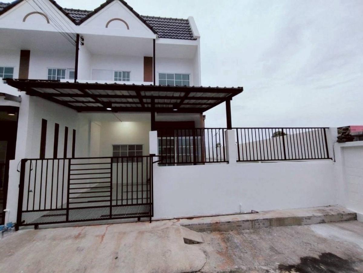 ขายทาวน์โฮมปิ่นเกล้า จรัญสนิทวงศ์ : ขายทาวน์เฮ้าส์/ทาวน์โฮม  บ้านสุขทวี วิลเลจ ศาลาธรรมสพน์ เขต ทวีวัฒนา กรุงเทพ CX-126716