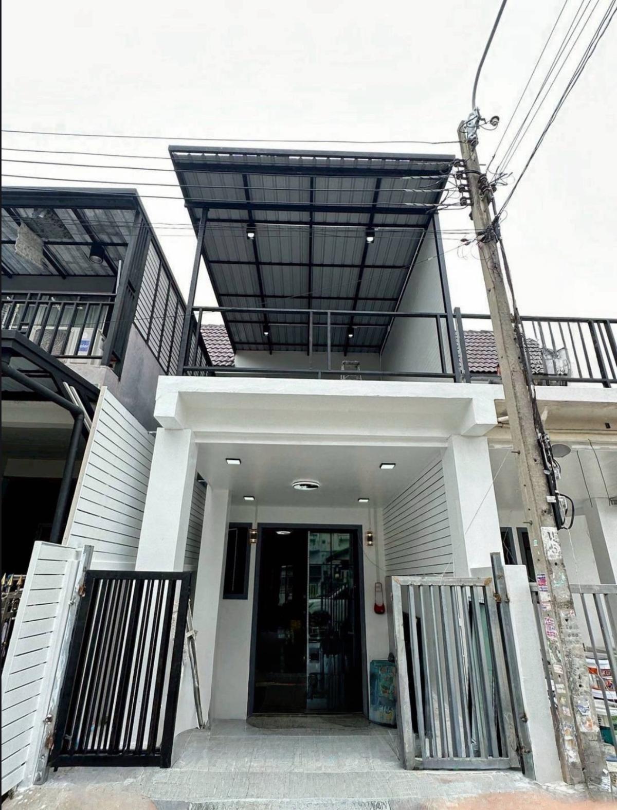 ขายทาวน์โฮมนนทบุรี บางใหญ่ บางบัวทอง : ขายทาวน์เฮ้าส์/ทาวน์โฮม หมู่บ้านตะวันนา รีโนเวทใหม่ บางกระสอ เมืองนนทบุรี นนทบุรี CX-126643