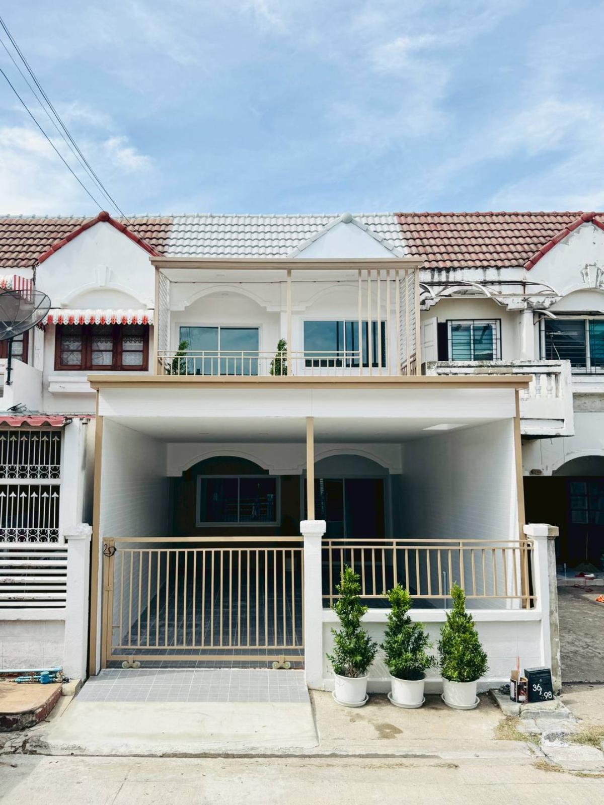 For SaleTownhomeNonthaburi, Bang Yai, Bangbuathong : For Sale Townhouse/Townhome  , Jantima Thani , newly renovated , MRT-Khong Bang Phai , Bang Rak Phatthana , Bang Bua Thong , Nonthaburi , CX-127680