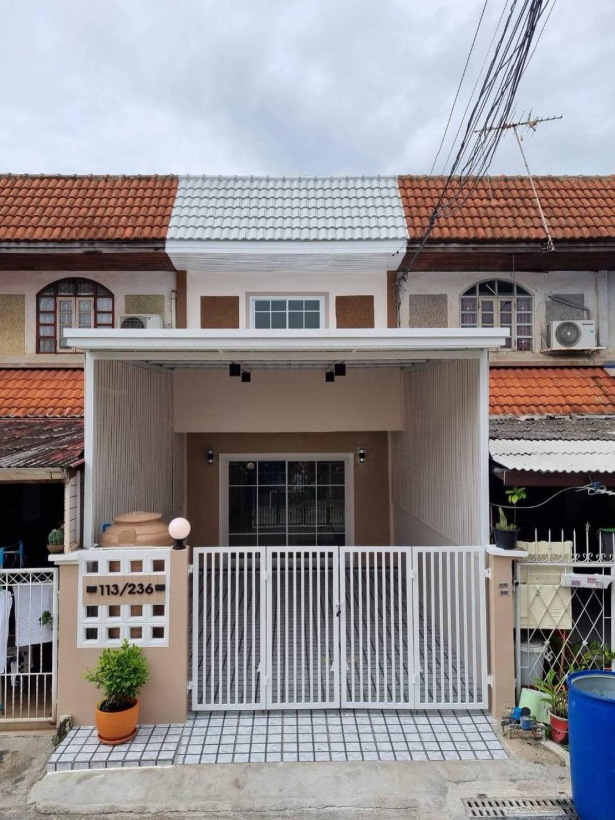 ขายทาวน์โฮมนนทบุรี บางใหญ่ บางบัวทอง : ขายทาวน์เฮ้าส์/ทาวน์โฮม  บ้านบัวทอง 1 รีโนเวทใหม่ MRT-คลองบางไผ่ บางรักพัฒนา บางบัวทอง นนทบุรี CX-128945