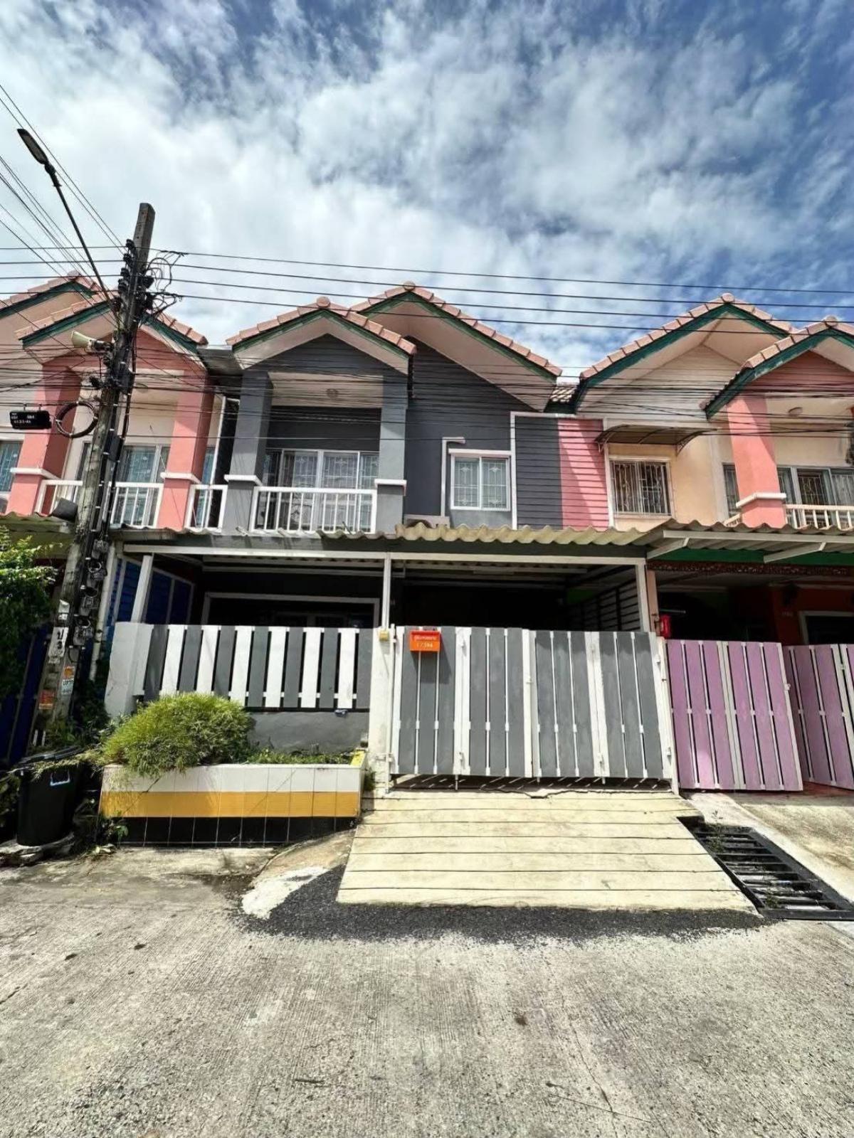 ขายทาวน์โฮมสมุทรปราการ สำโรง : ขายทาวน์เฮ้าส์/ทาวน์โฮม  มัณฑิรา​ บางพลี - ตำหรุ​ บางพลีใหญ่ บางพลี สมุทรปราการ CX-128261