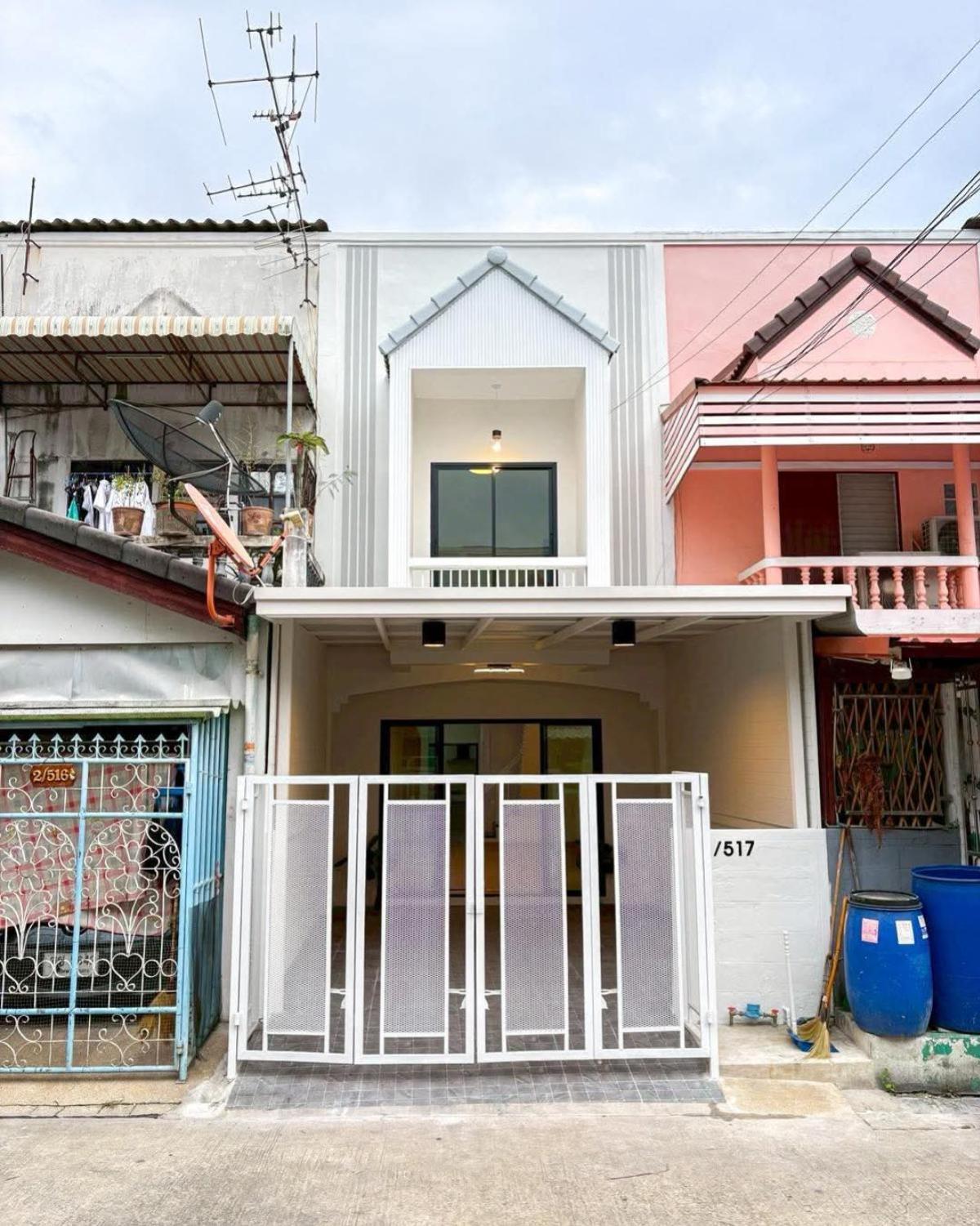 For SaleTownhomeBang kae, Phetkasem : For Sale Townhouse/Townhome  , Permsap Bang Khae 16 , newly renovated , MRT-Bang Khae , Bang Khae , Bang Khae , Bangkok , CX-128286