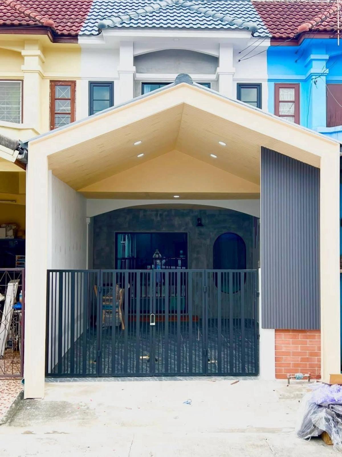 For SaleTownhomeMin Buri, Romklao : For Sale Townhouse/Townhome  , Baan Khanasap , Bang Chan , Khlong Sam Wa , Bangkok , CX-129745