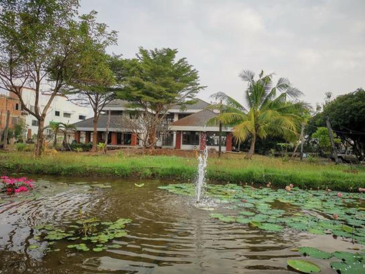 For SaleHouseLop Buri : For Sale Two-story lake view house. 480 sq.m. on a 1 rai plot. Located on Phahonyothin Road , Wang Khon Khwang , Khok Samrong , Lop Buri , CX-133083
