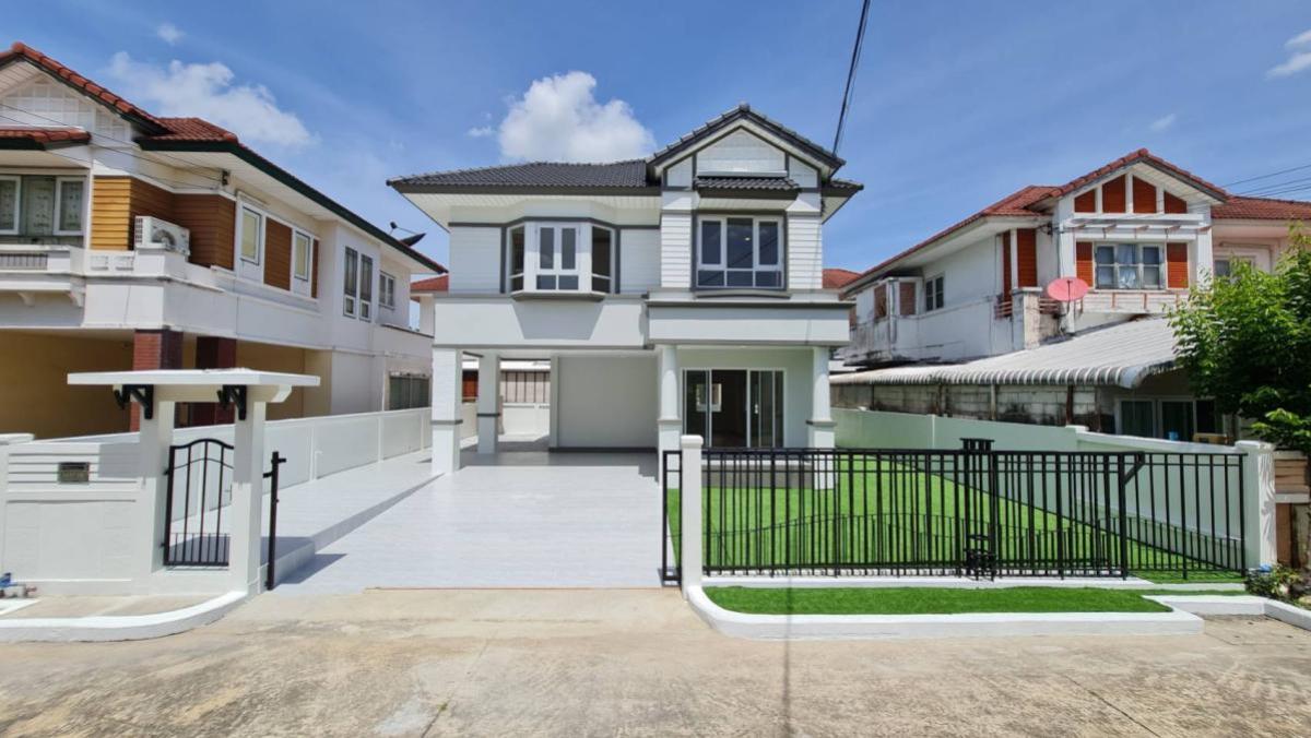 For SaleHousePathum Thani,Rangsit, Thammasat : For Sale House , Maneerin Exclusive Park Rangsit , wide frontage , newly renovated , Ban Klang , Mueang Pathum Thani , Pathum Thani , CX-134209