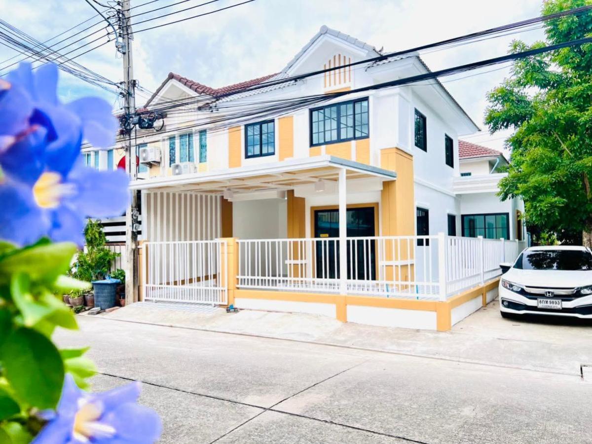 For SaleTownhomeRama5, Ratchapruek, Bangkruai : For Sale Townhouse/Townhome  , Pruksa Ville 19 Wongwaen - Pinklao , corner unit , newly renovated , Plai Bang , Bang Kruai , Nonthaburi , CX-131877