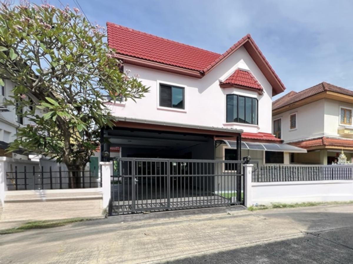 ขายบ้านนวมินทร์ รามอินทรา : ขายบ้านเดี่ยว บ้านแมกไม้ วัรชพล รีโนเวทใหม่ ทั้งหลัง เนื้อที่ 65 ตรว. 4 นอน 2 น้ำ พท.ใช้สอยกว่า 200 ตร.ม. หลังบ้านติดสวน ใกล้คลับเฮ้าส์ ตรงข้ามตลาดวงศกร  CX-136828