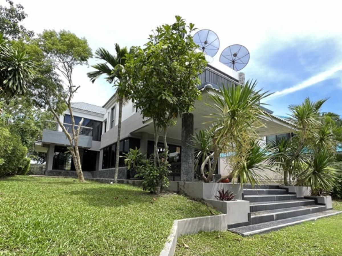 For SaleHousePattaya, Bangsaen, Chonburi : For Sale House , Jomtien Yacht Club 3 , nice view , river view , wide frontage , Sattahip , Sattahip , Chon Buri , CX-136265