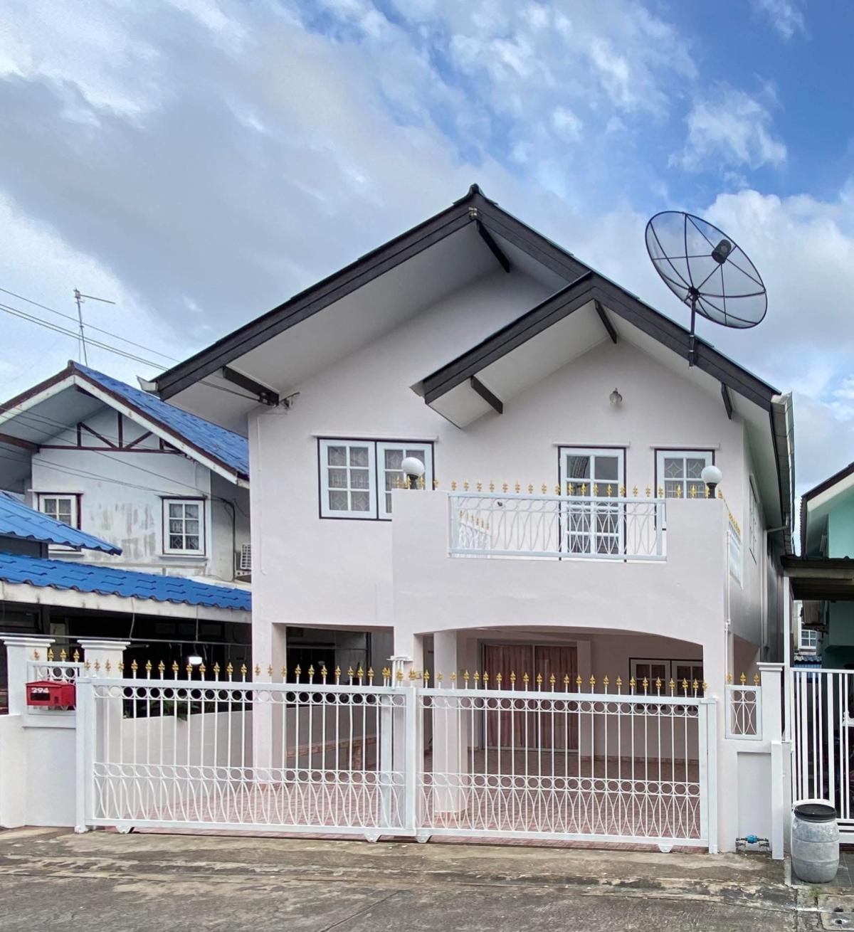 For SaleHouseLadprao101, Happy Land, The Mall Bang Kapi : For Sale Single House,Soi Latphrao 93 , wide frontage , newly renovated , Khlong Chao Khun Sing , Wang Thong Lang , Bangkok , CX-140341