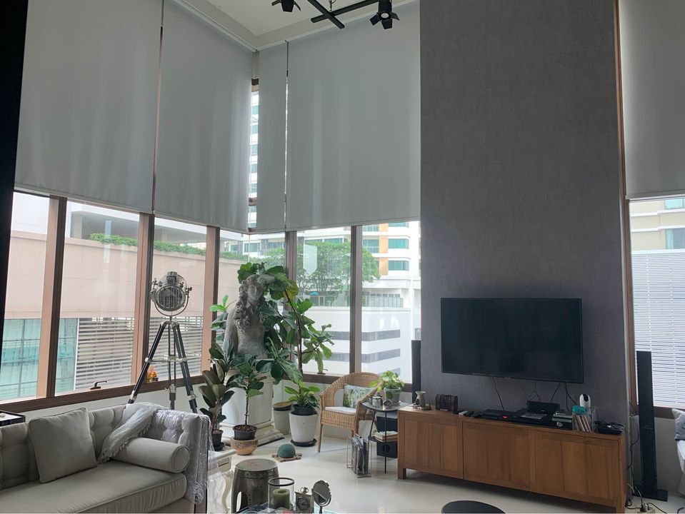 +++ Urgent rent, large luxury decorated room +++ The Emporio Place, 3 bedrooms, Duplex 161 sq m, overlooking the Chao Phraya River, 161 sq m, fully furnished, ready to move in!! Loading...